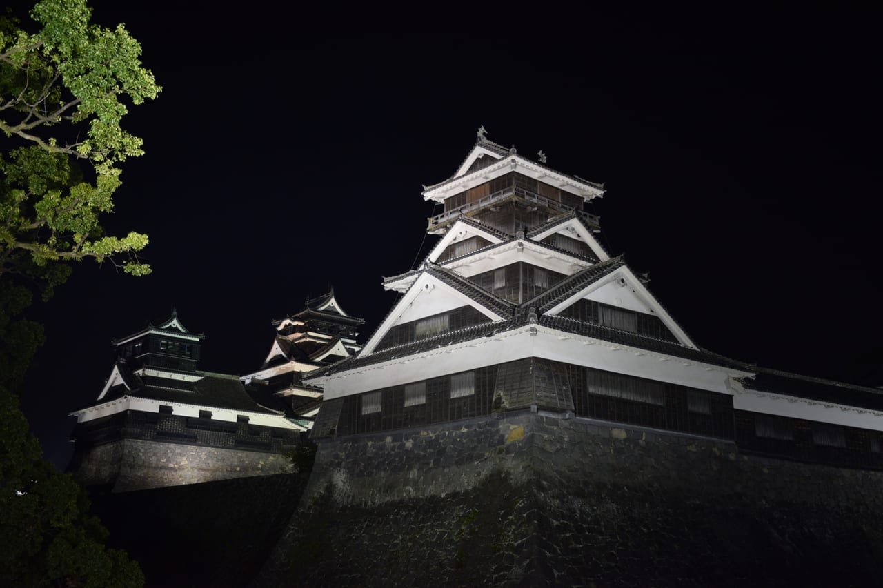 夜の熊本城天守閣